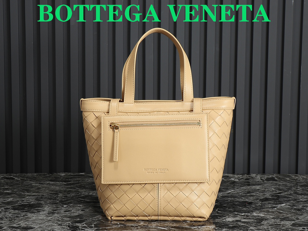 Bottega Veneta Shopping Bags